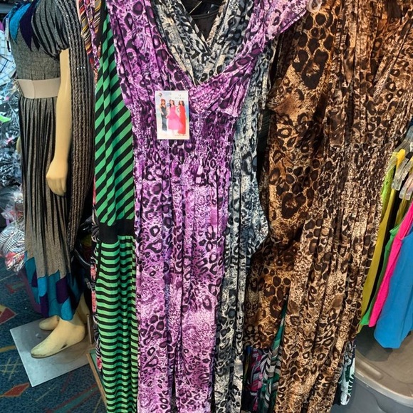 Clothes - Picture 6 of 8